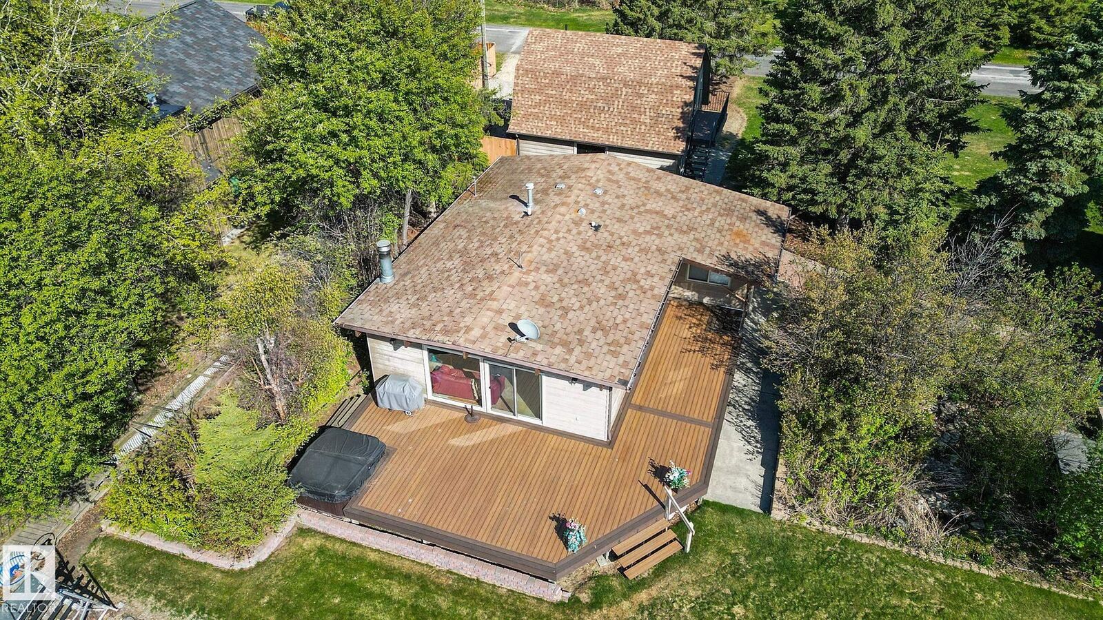 Property Photo: 98 Argentia Beach AB T0C 2C0
