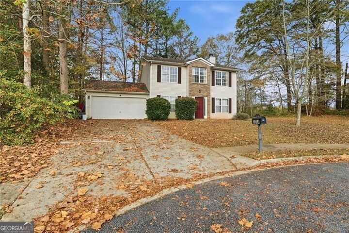 Property Photo: 3301 Pine Grove Circle SE GA 30316