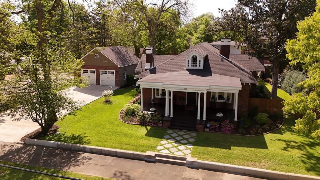 Property Photo:  1415 3rd Avenue  GA 31901 