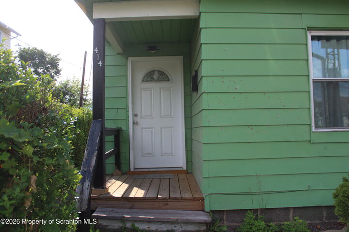 Property Photo:  414 15th Avenue  PA 18504 