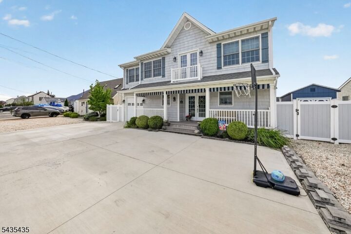Property Photo:  378 Bayview Ave  NJ 08721 