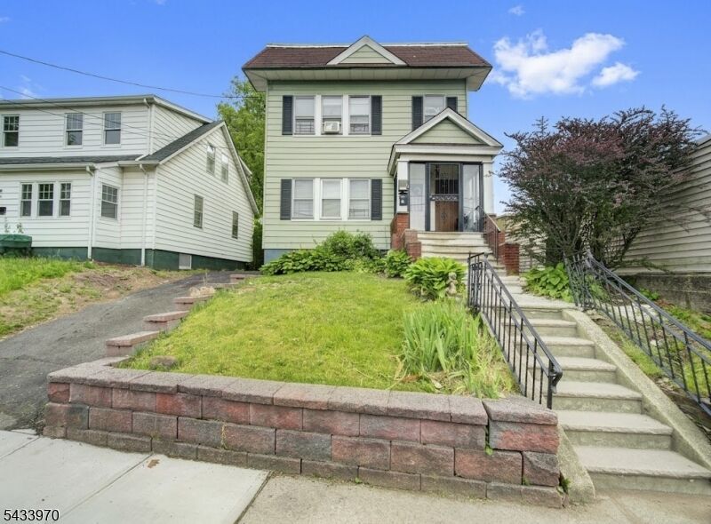 Property Photo:  790 Valley St  NJ 07088 