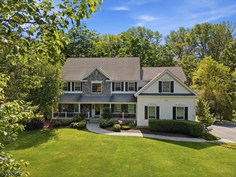Property Photo:  7 Natures Ct  NJ 07836 
