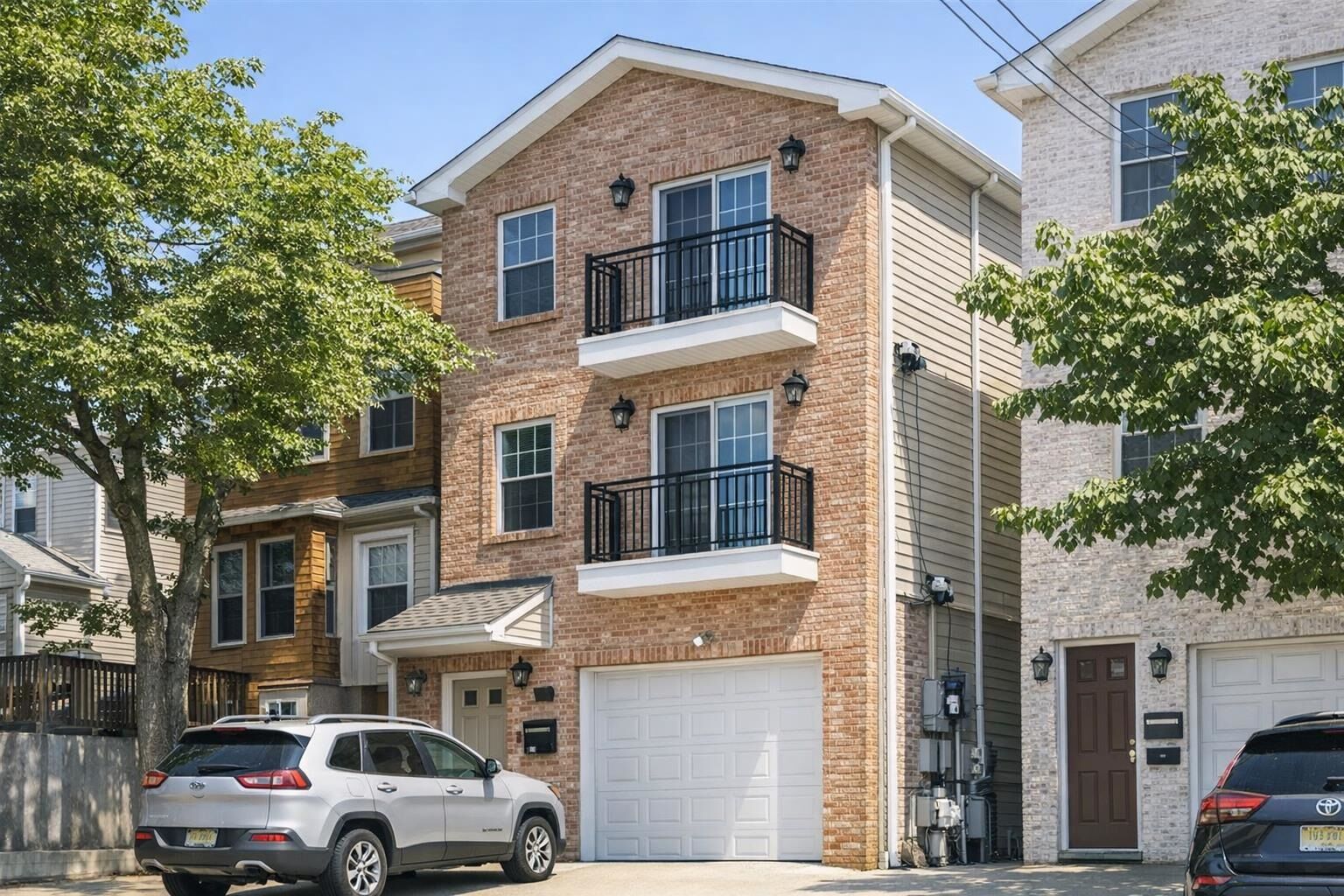 Property Photo:  302 Terrace Ave 1st Floor  NJ 07307 