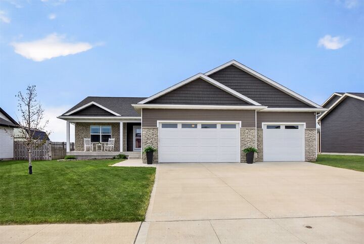 Property Photo: 614 11th Avenue IA 50244