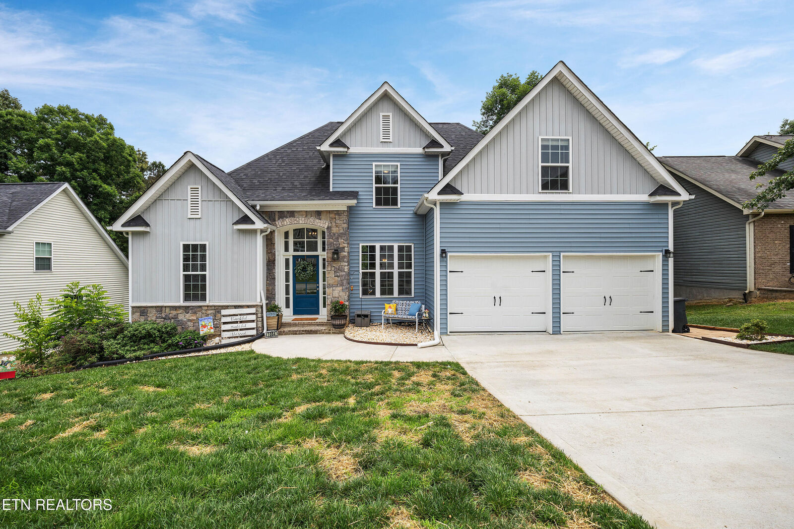 Property Photo:  1084 Hillside Lane  TN 37771 