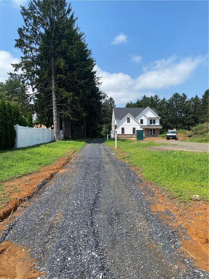 Property Photo:  1551 Kelchner Road  PA 18018 