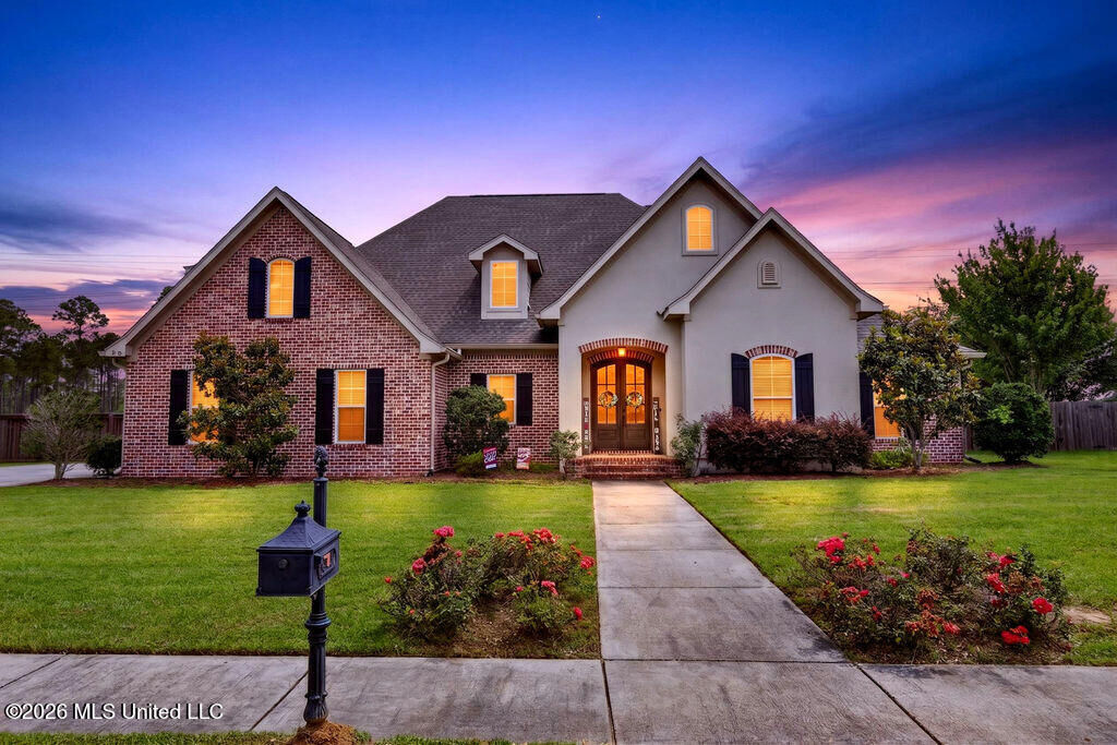 Property Photo:  9915 W Mockingbird Circle  MS 39564 