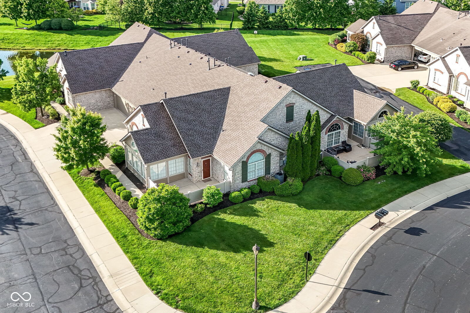 Property Photo: 13836 Rue Fontaine Lane IN 46055