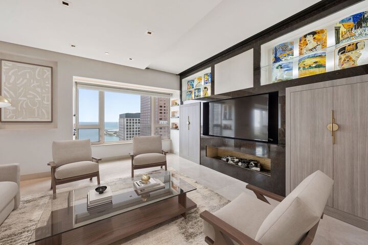 Property Photo: 800 N Michigan Avenue 3301 IL 60611