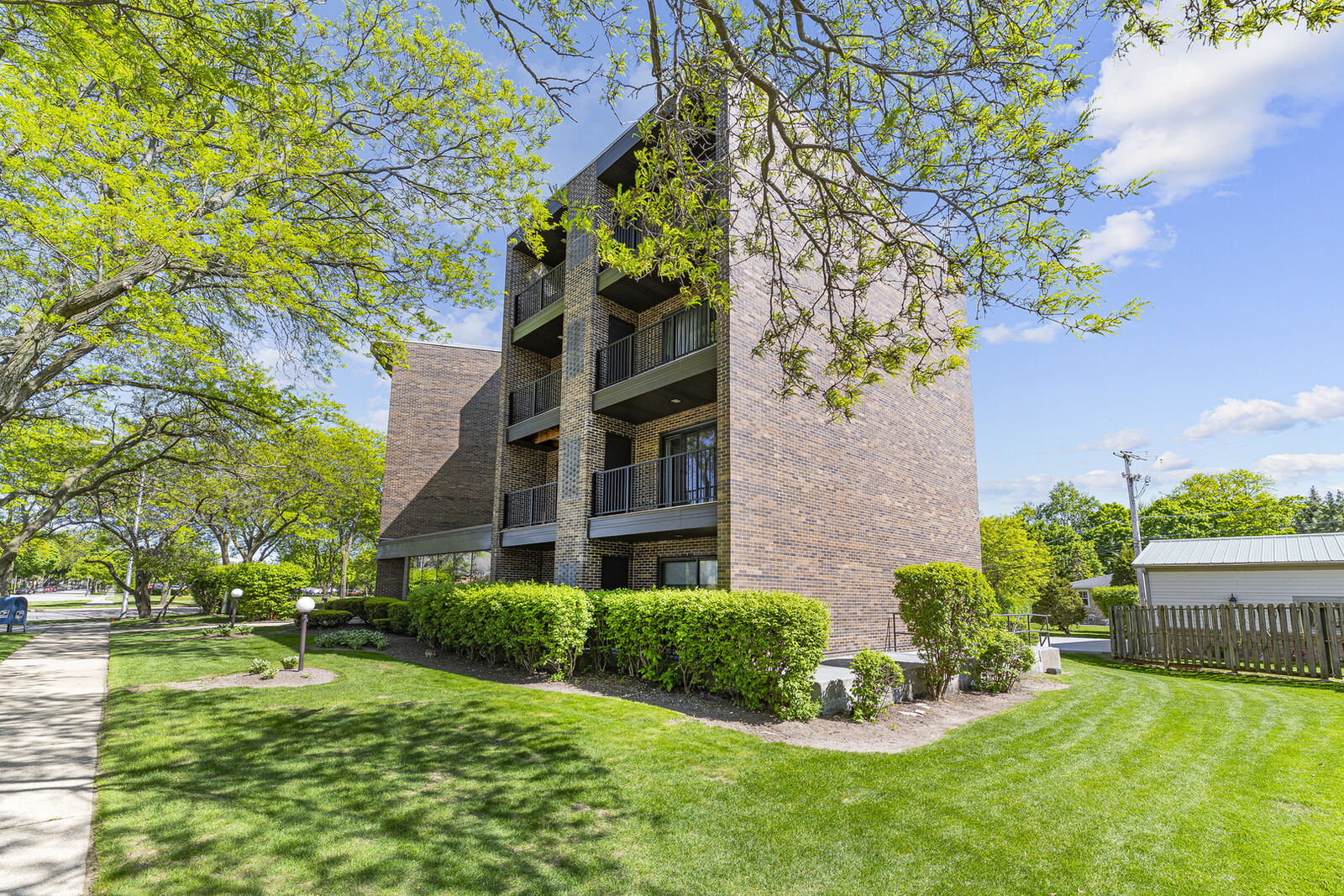 Property Photo:  5019 Mulford Street 201  IL 60077 