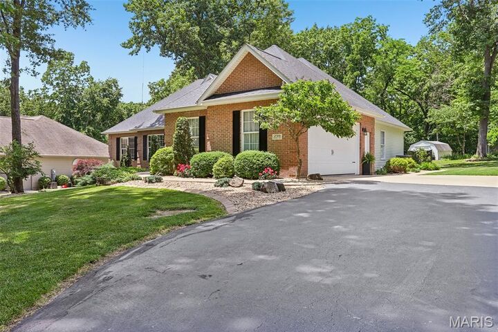 Property Photo: 259 Westlake Trail IL 62056