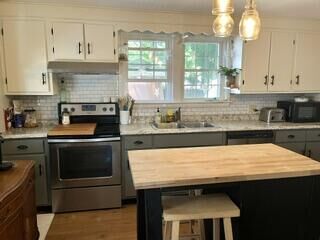 Property Photo:  32 Gillander Avenue  ME 04210 