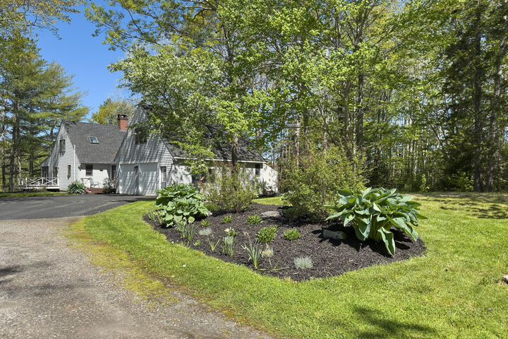 Property Photo:  36 Snowdeal Lane  ME 04858 