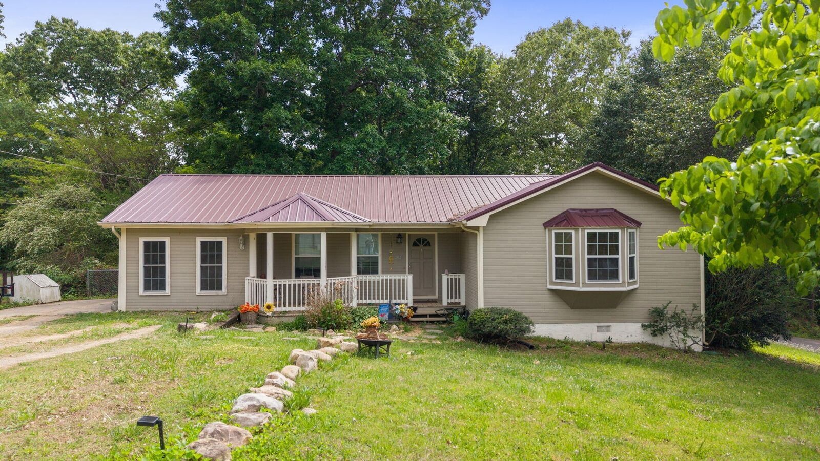 Property Photo:  1010 36th Street SE  TN 37323 