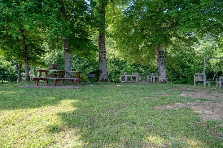 Property Photo:  322 Creekside Ln  TN 38486 