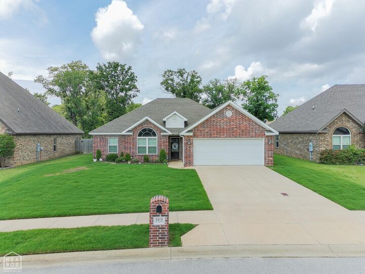 Property Photo:  5615 Creekview Drive  AR 72404 