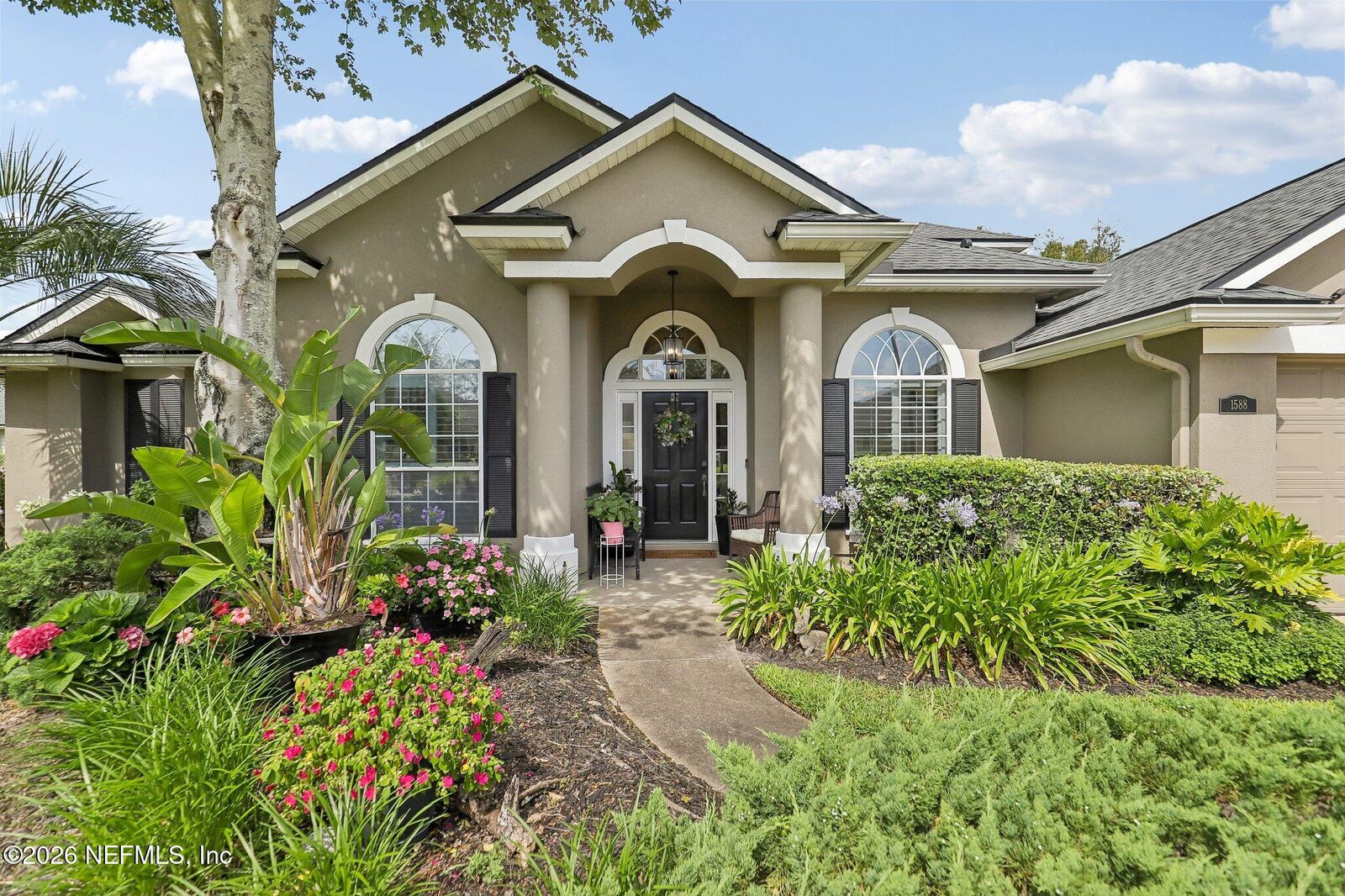 Property Photo:  1588 Rivertrace Drive  FL 32003 