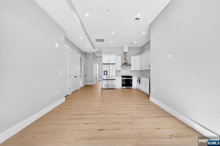 Property Photo:  126 De Kalb Avenue 1  NJ 07306 