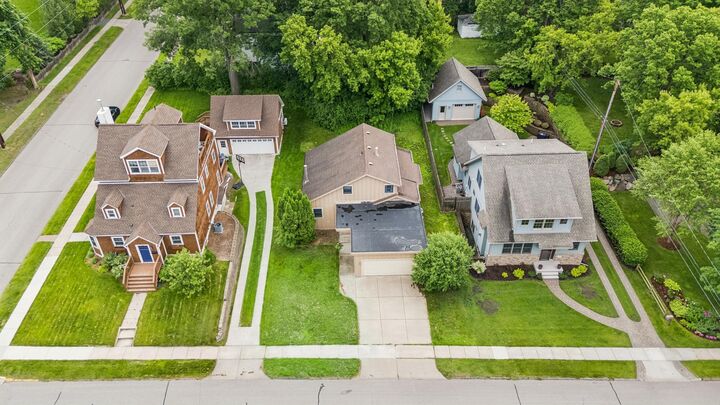 Property Photo: 132 Minnetonka Avenue N MN 55391