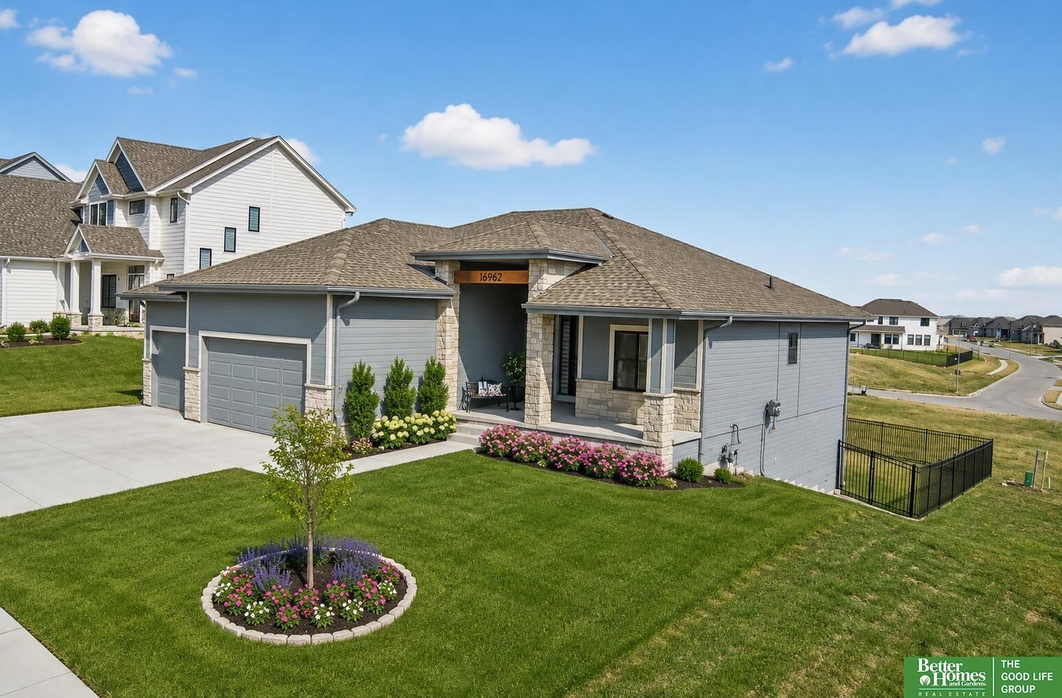 Property Photo: 16962 Cora Street NE 68007