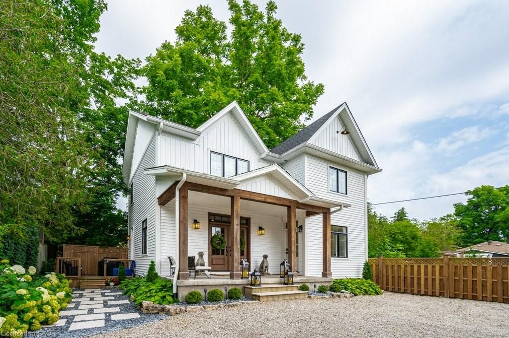 Property Photo: 245 Geddes Street ON N0B 1S0