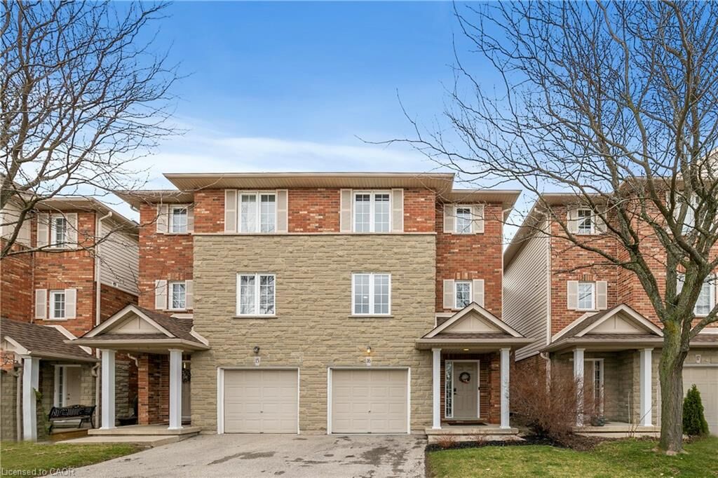 Property Photo:  876 Golf Links Road 16  ON L9K 1M7 