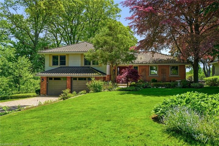 Property Photo: 364 Shoreview Road ON L7T 2N5
