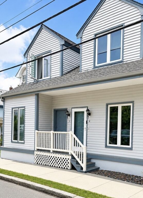 Property Photo:  148 Presidents Lane 4  MA 02169 