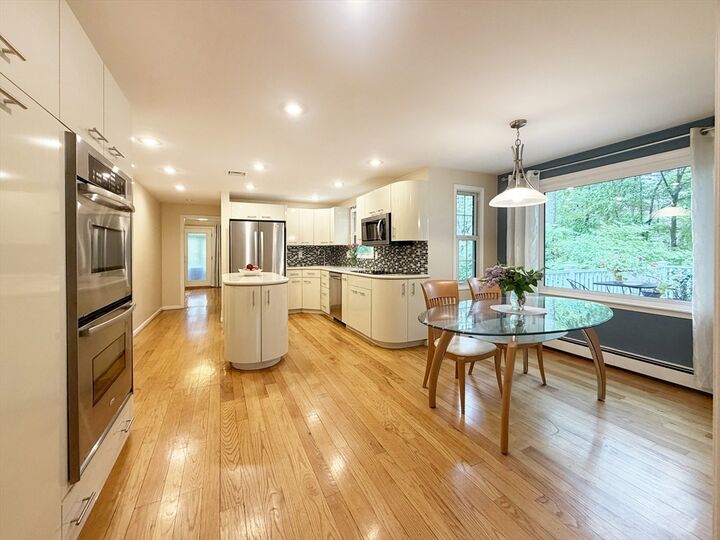 Property Photo:  6 Sandy Dr  MA 01720 