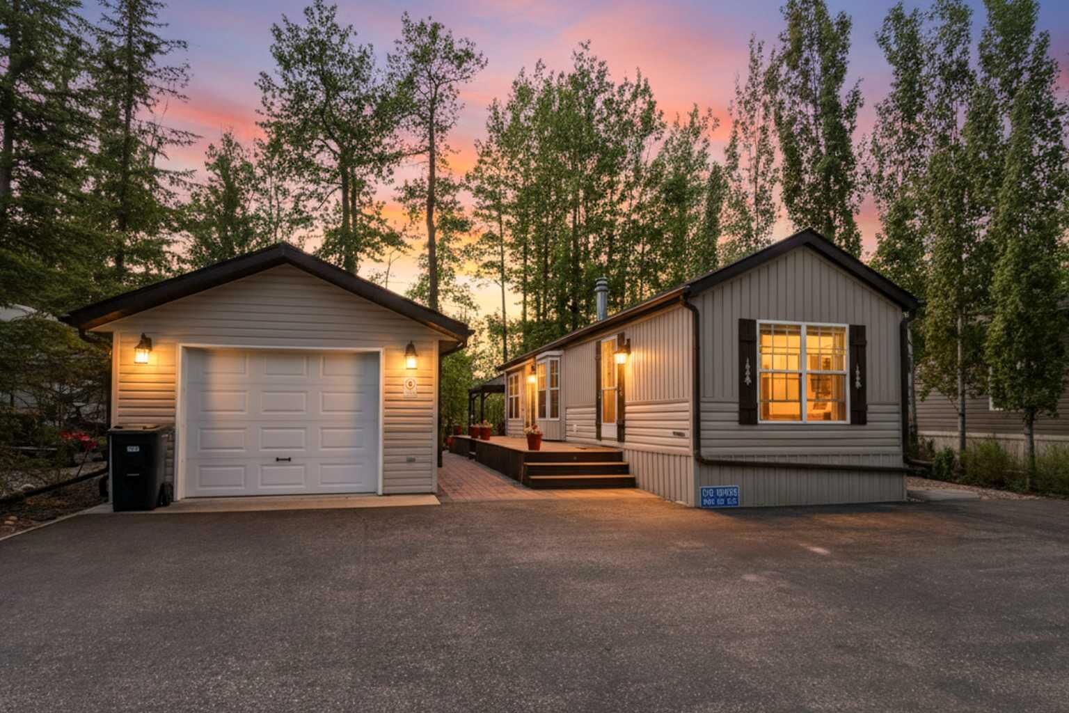 Property Photo:  10046 Township Road 422 119A  AB T0C 2J0 
