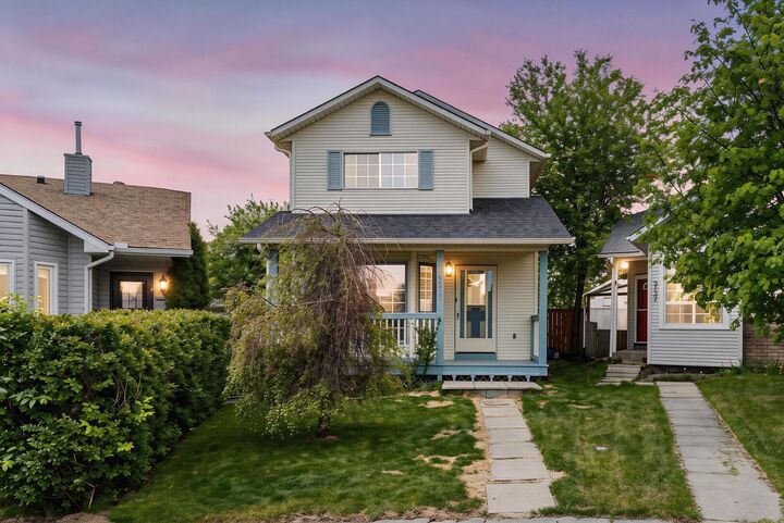 Property Photo: 256 Covington Place NE AB T3K 4A7