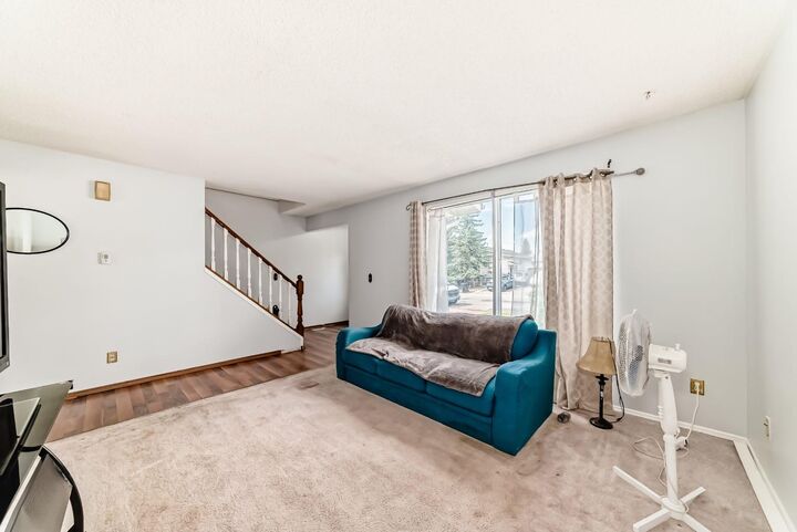 Property Photo:  411 Abadan Place NE  AB T2A 6W3 