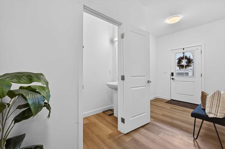 Property Photo:  309 Baneberry Way SW  AB T4B 5R9 