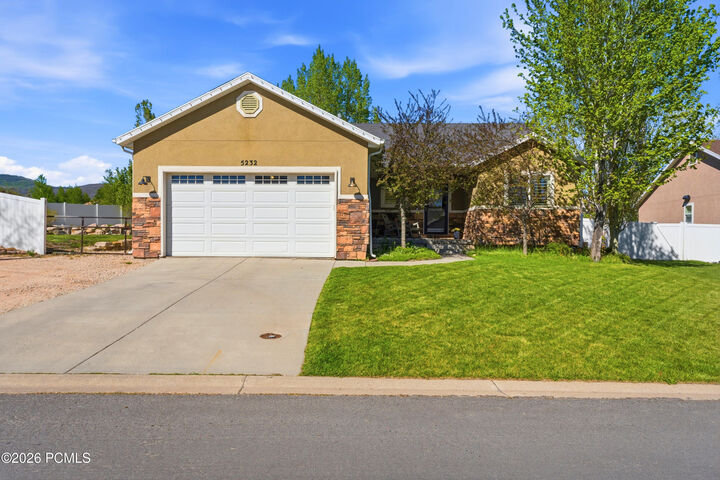 Property Photo: 5232 Saddle Drive UT 84055