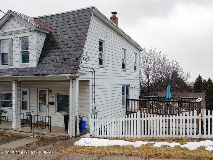 Property Photo: 305 W 8th Street PA 18015