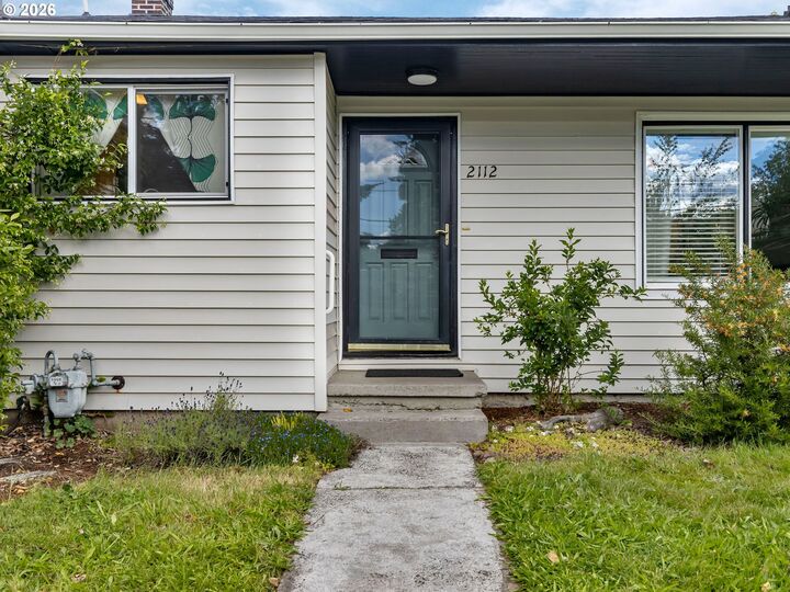 Property Photo:  2112 NE 81st Ave  OR 97213 