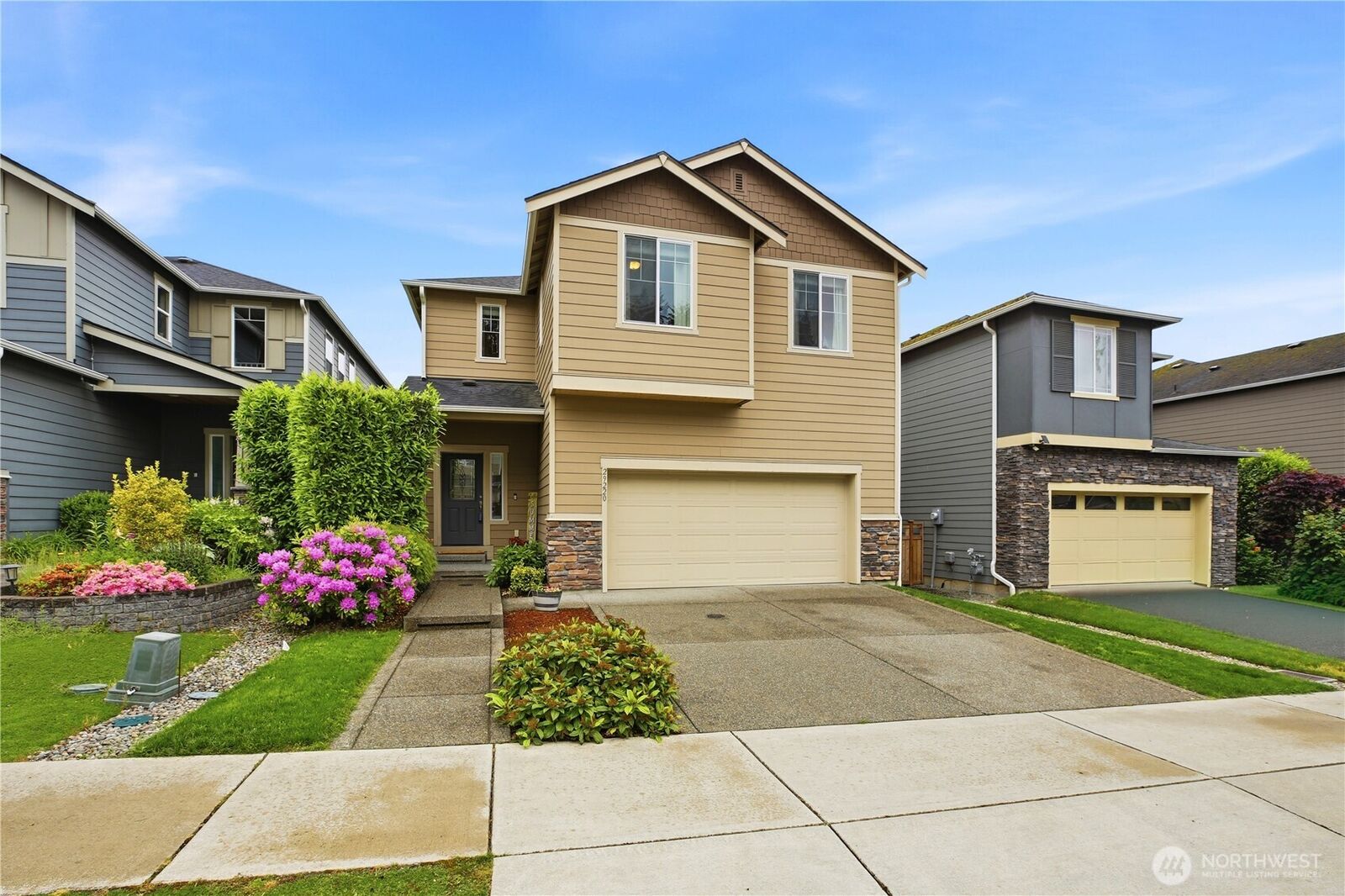 Property Photo: 29220 SE 120th Way SE WA 98092