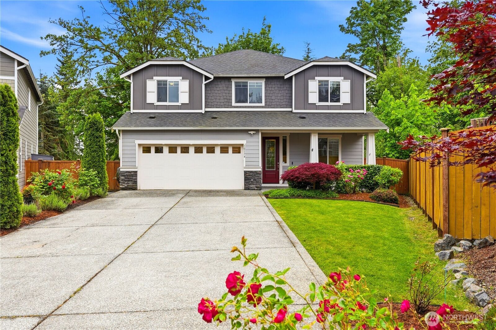 Property Photo: 10174 35th Place NE WA 98258