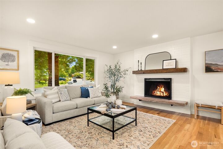 Property Photo:  11117  157th Avenue NE  WA 98052 