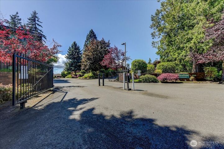 Property Photo: 8106 53rd Avenue W A WA 98275