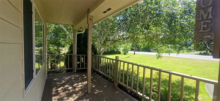 Property Photo:  2412 N Pearl Street  WA 98531 