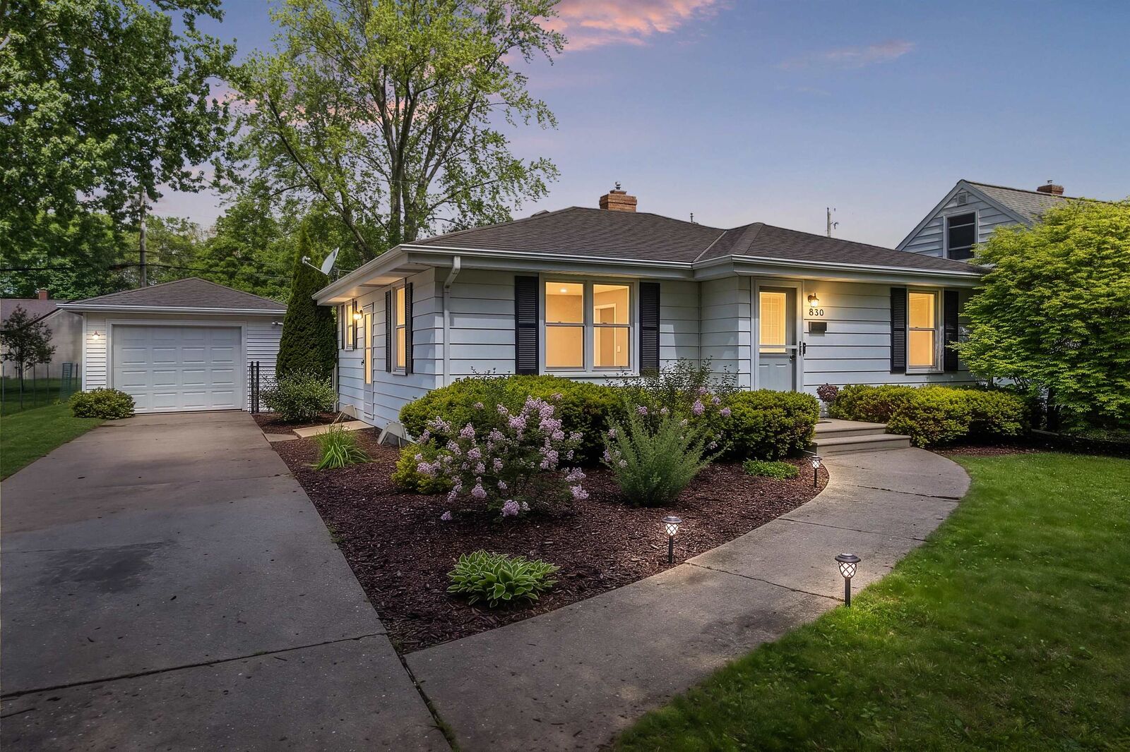 Property Photo:  830 Marquette Avenue  WI 54304 