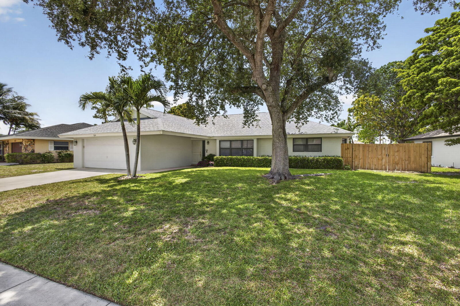 Property Photo:  559 Azure Avenue  FL 33414 