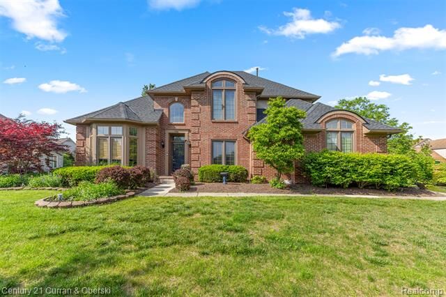 Property Photo:  756 Sandalwood Road  MI 48188 