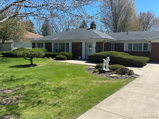 Property Photo:  1720 Willowood Road  MI 48307 