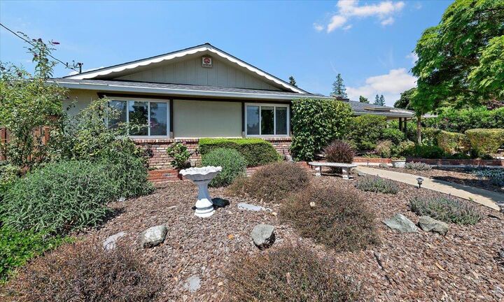 Property Photo:  925 South Baywood Avenue  CA 95128 