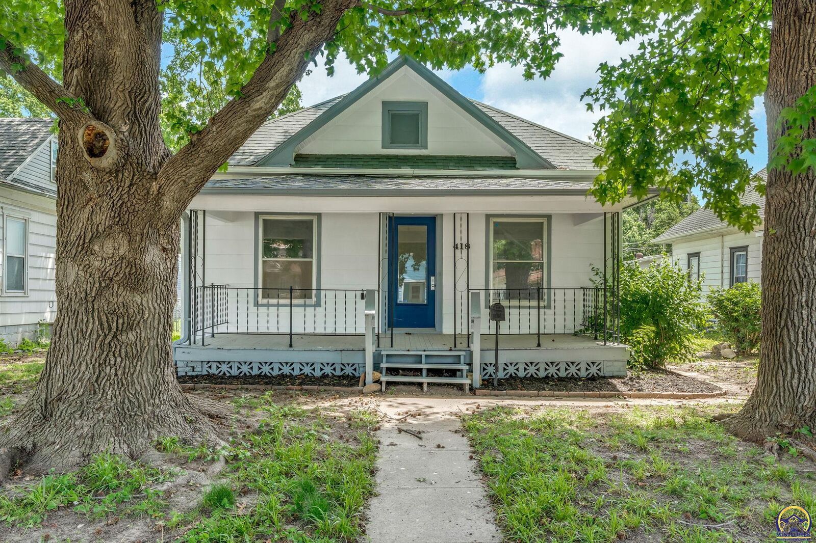 Property Photo:  418 NE Wilson Ave  KS 66616 