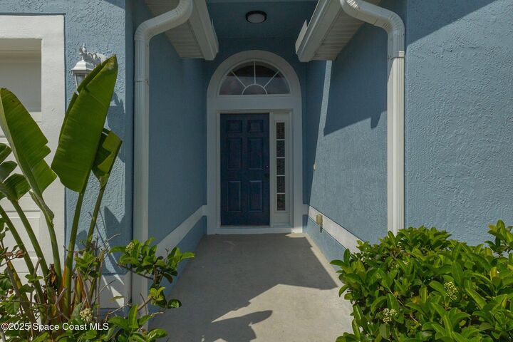 Property Photo:  1733 La Maderia Drive SW  FL 32908 