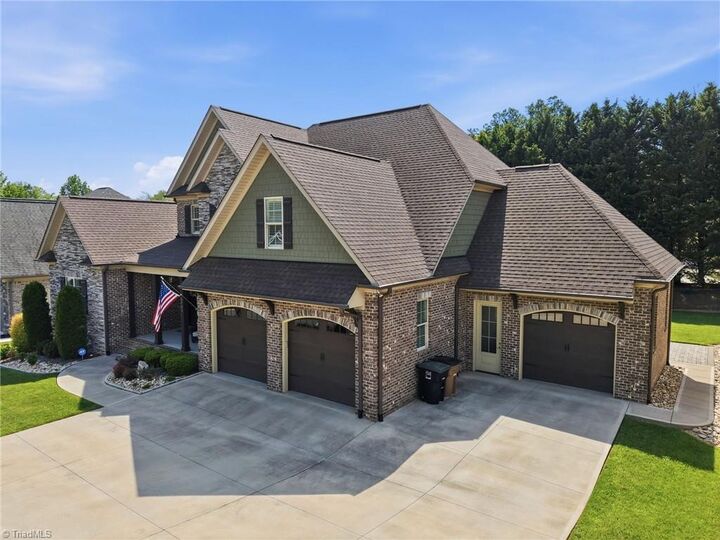 Property Photo: 5723 Woodrose Lane NC 27410